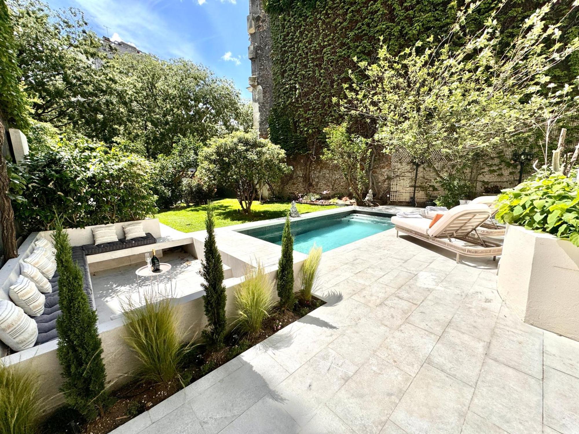 Apartment Mande Paris