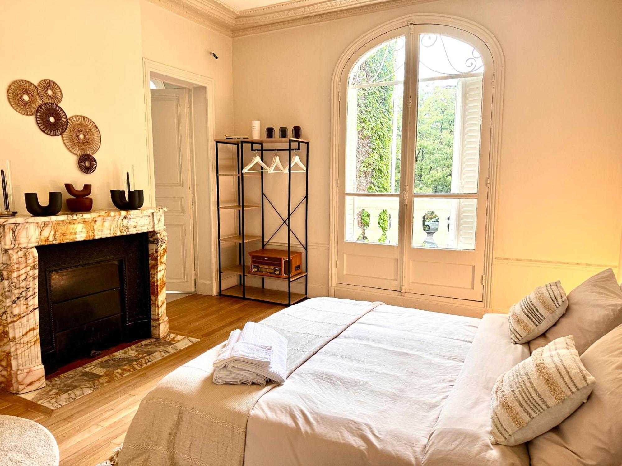 Apartment Mande