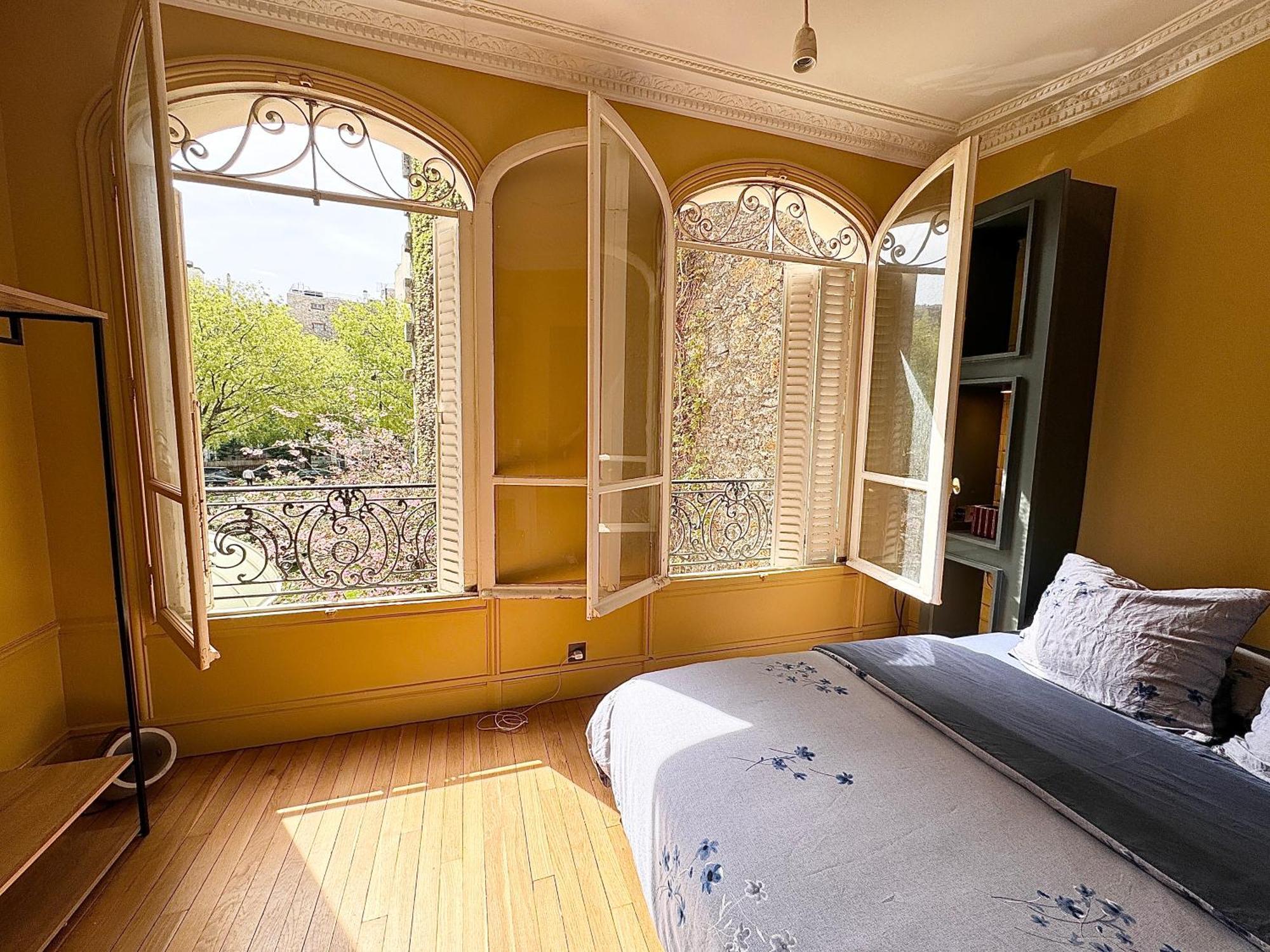 Mande Paris