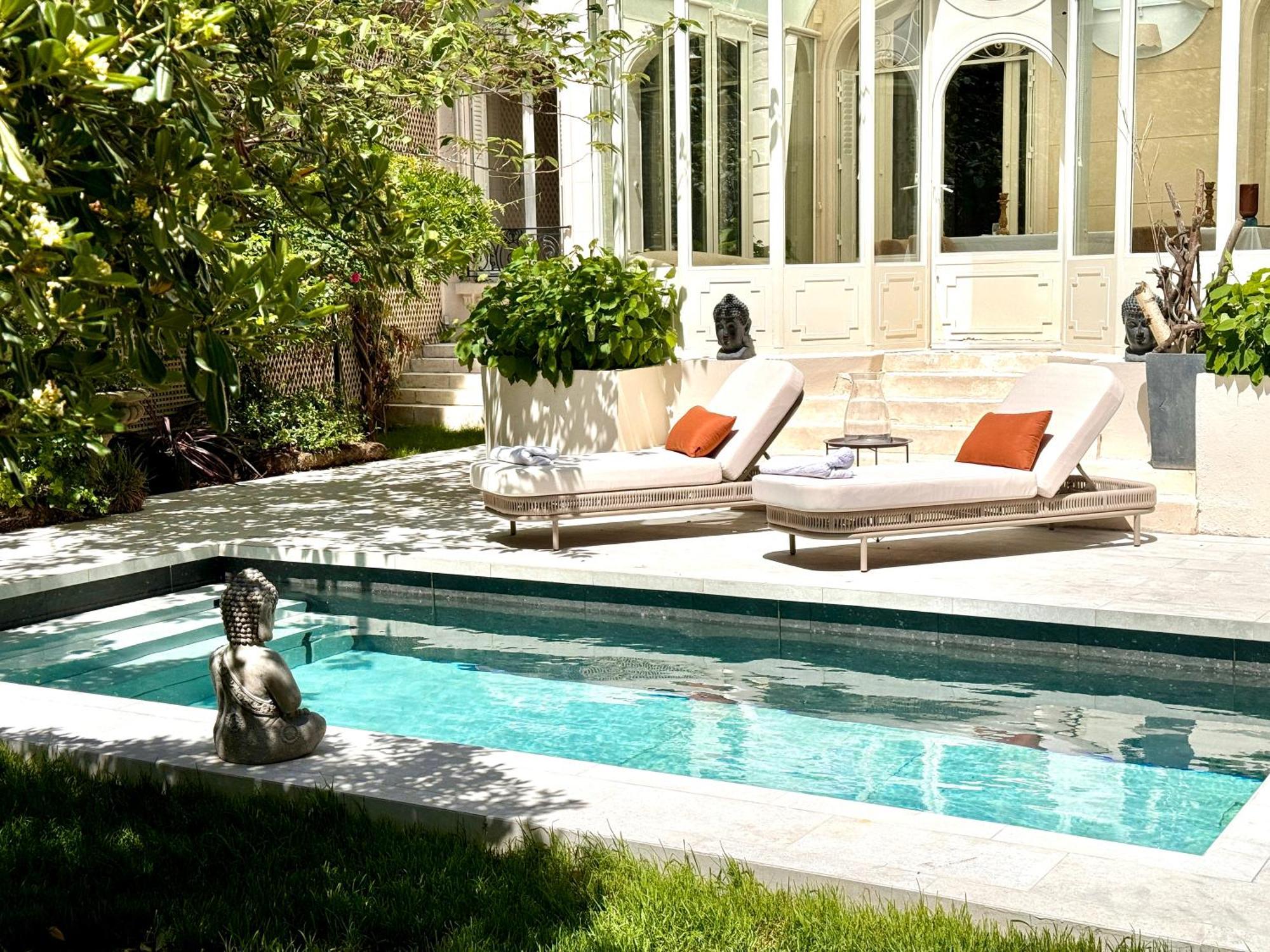 Mande Apartment Paris