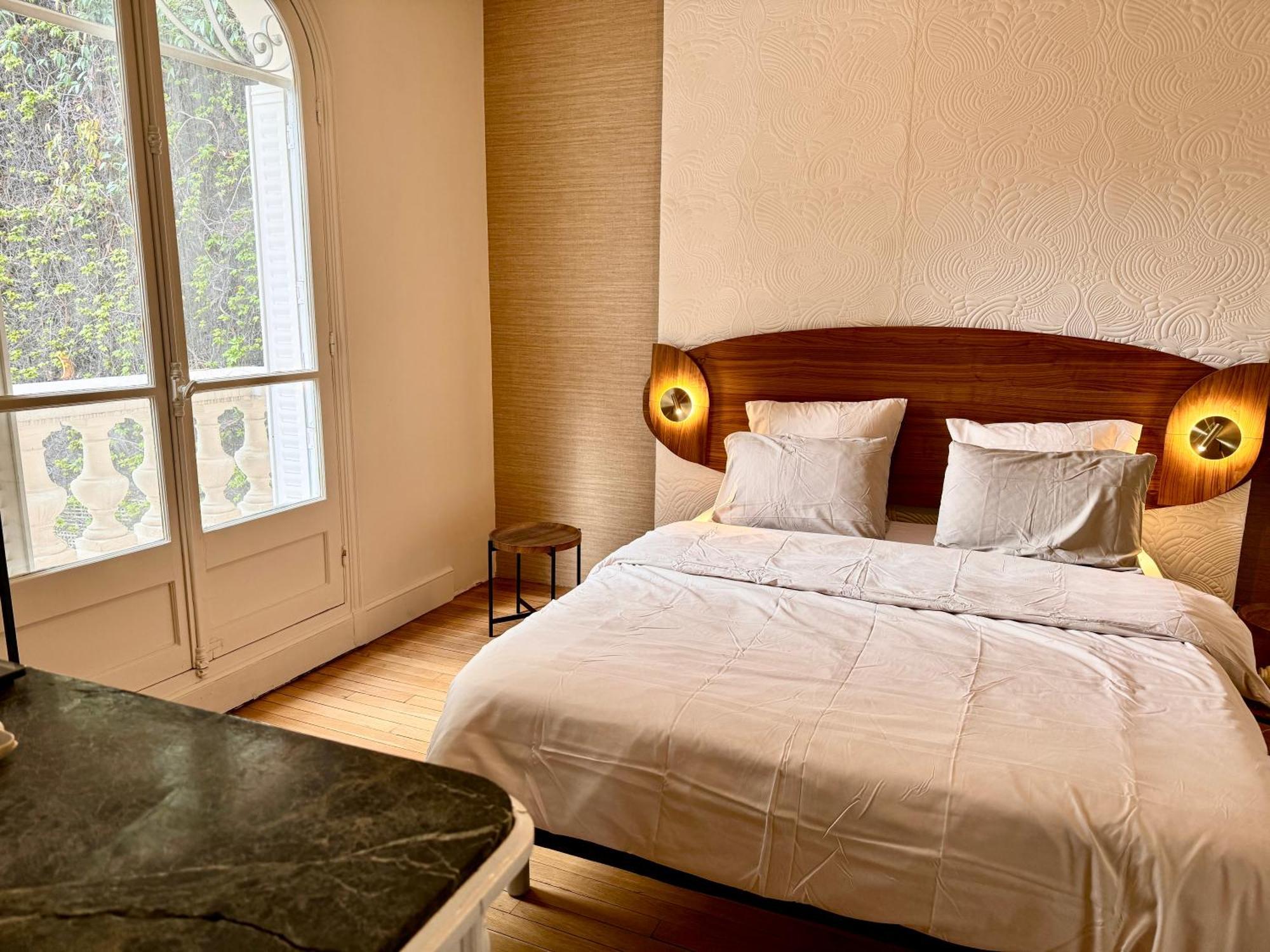 Mande Apartment *